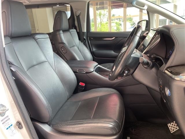 Toyota ALPHARD 2016 8209186-7
