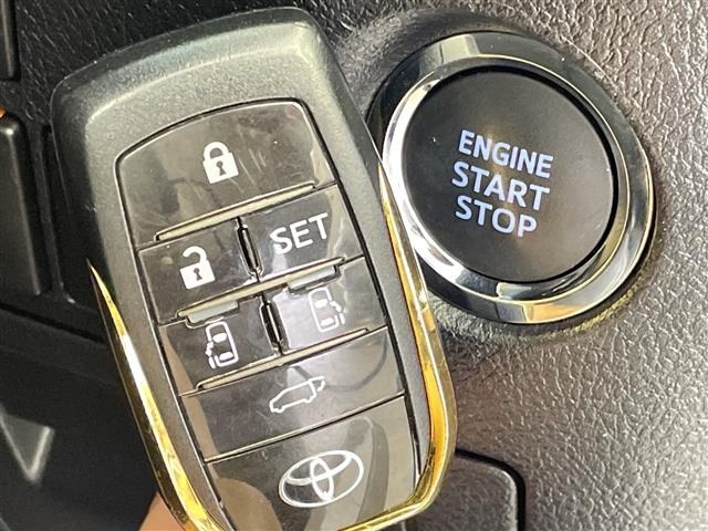 Toyota ALPHARD 2022 8209249-8