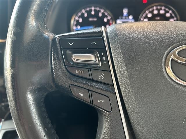 Toyota ALPHARD 2015 8209328-1
