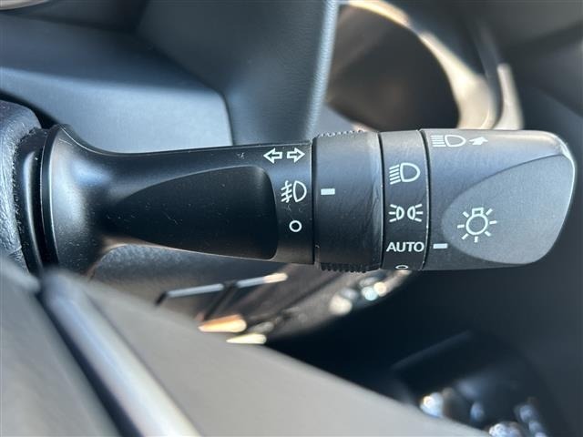 Toyota ALPHARD 2021 8209412-6