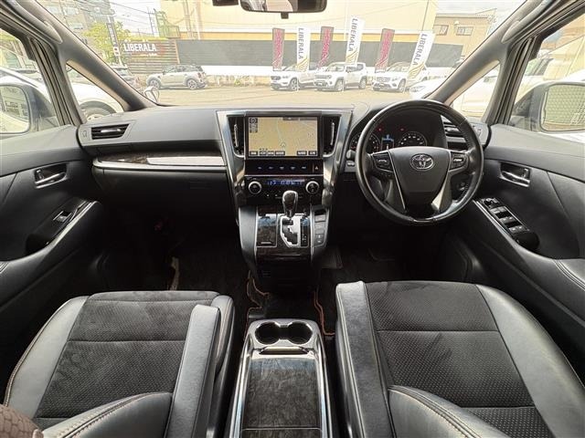 Toyota ALPHARD 2016 8209699-2