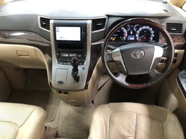 Toyota ALPHARD 2014 8209864-4