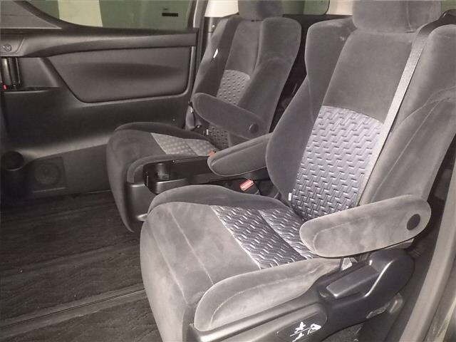 Toyota ALPHARD 2016 8210063-7