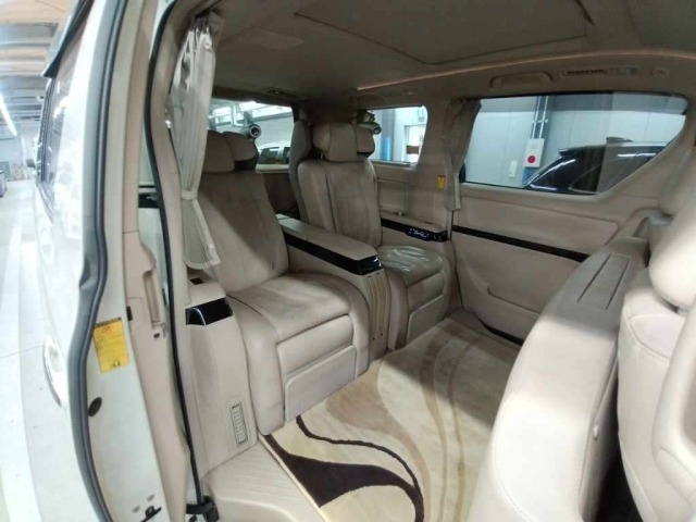 Toyota ALPHARD 2014 8211236-12