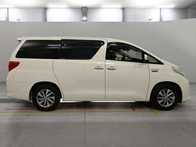 Toyota ALPHARD 2014 8211236-3