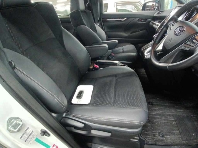 Toyota ALPHARD 2022 8211239-10
