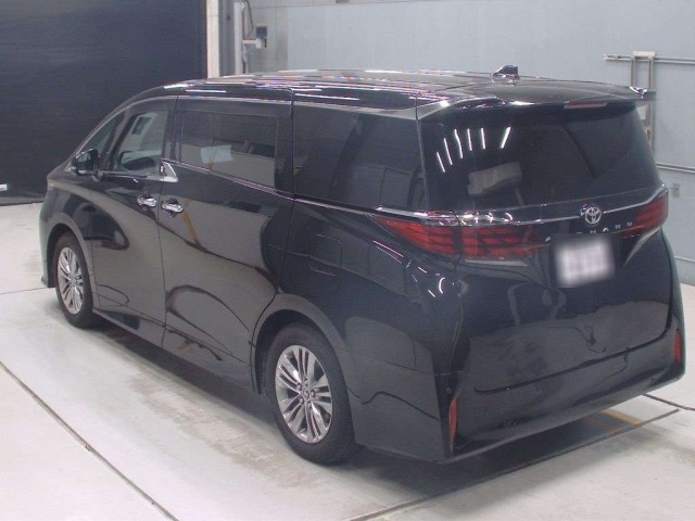 Toyota ALPHARD 2024 8211240-6