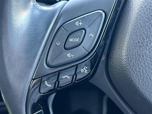 Toyota C-HR 2018 8195432-1