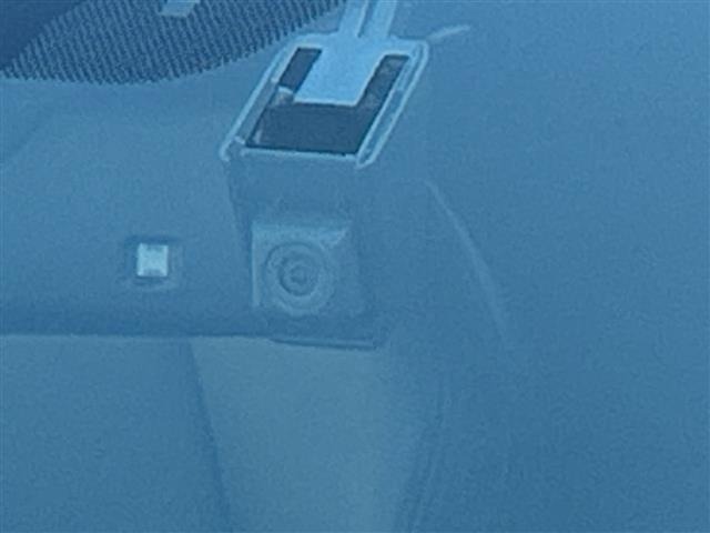 Toyota C-HR 2018 8195432-22