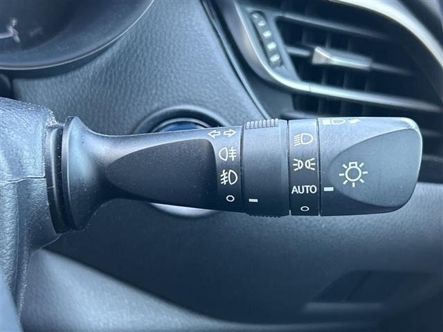 Toyota C-HR 2018 8195432-7