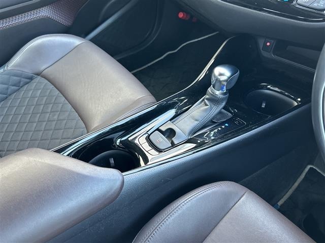 Toyota C-HR 2018 8195432-9