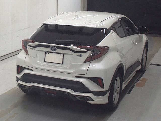 Toyota C-HR 2019 8195499-5