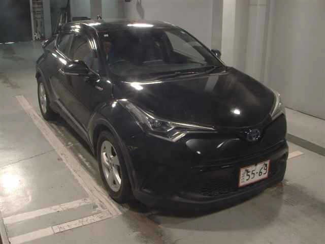 Toyota C-HR 2017 8195514-0