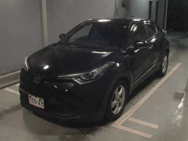 Toyota C-HR 2017 8195514-4