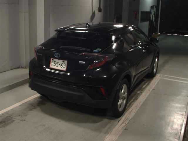 Toyota C-HR 2017 8195514-5