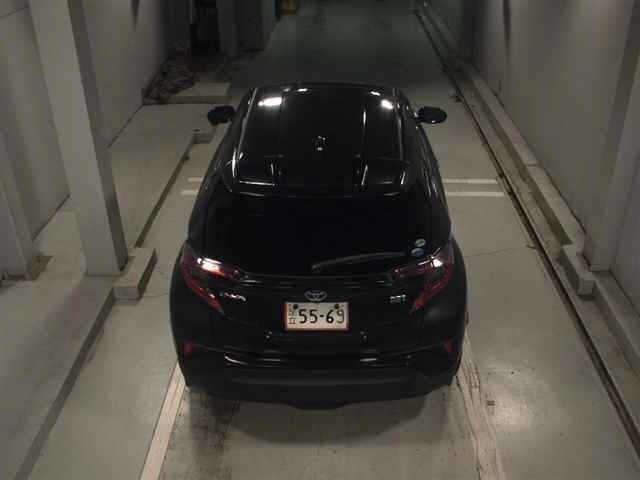 Toyota C-HR 2017 8195514-7