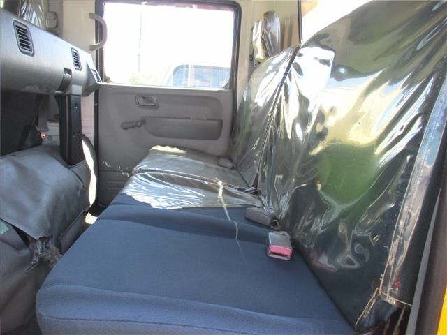 Mitsubishi CANTER 2013 8211281-6