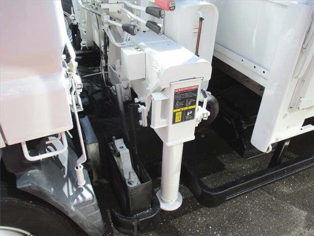 Mitsubishi CANTER 2011 8211282-14