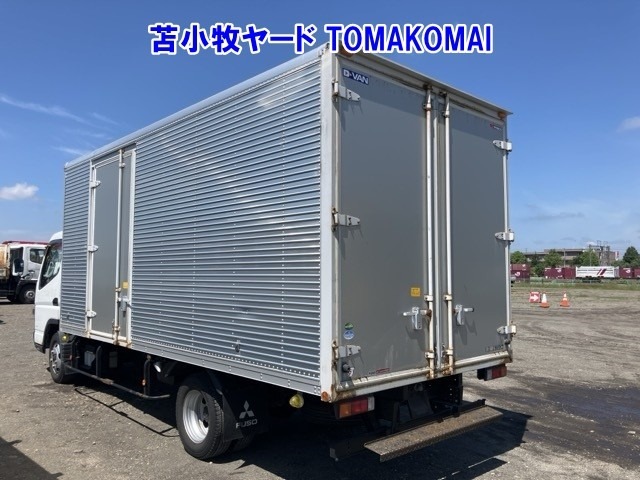 Mitsubishi CANTER 2017 8211322-1