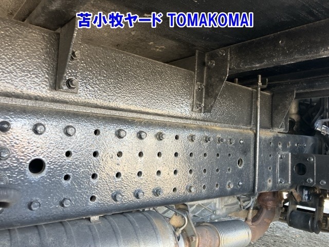 Mitsubishi CANTER 2017 8211322-15