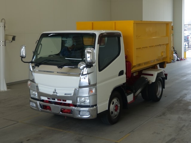 Mitsubishi CANTER 2014 8211327-0