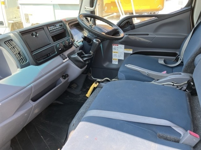 Mitsubishi CANTER 2014 8211327-5