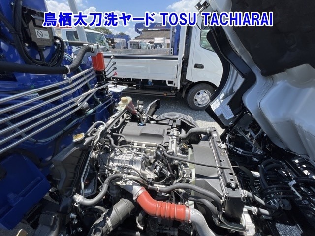 Mitsubishi CANTER 2026 8211344-21