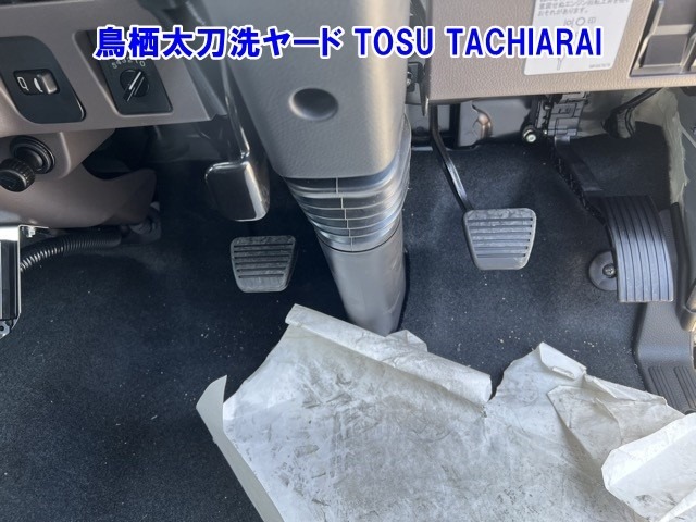 Mitsubishi CANTER 2026 8211344-4