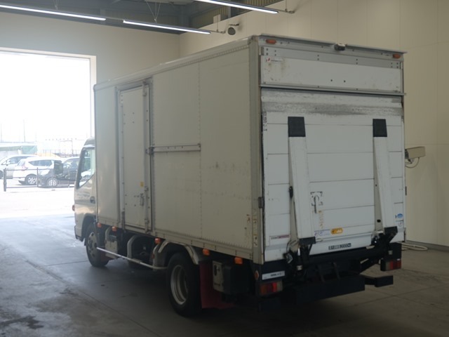 Mitsubishi CANTER 2012 8211350-1