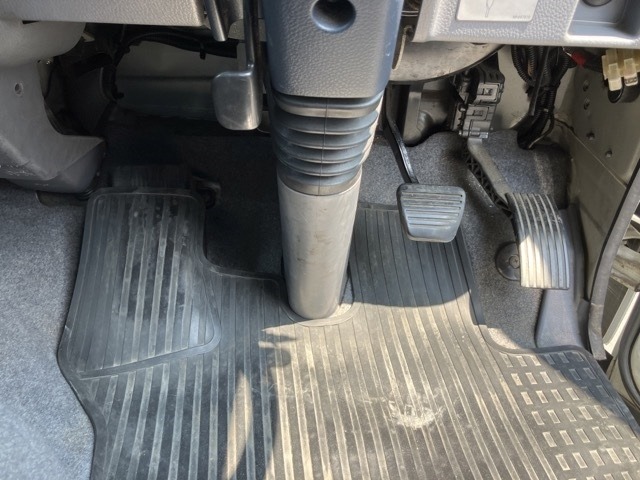 Mitsubishi CANTER 2012 8211350-4