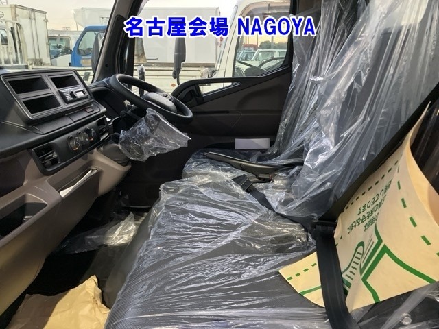 Mitsubishi CANTER 2026 8211355-5
