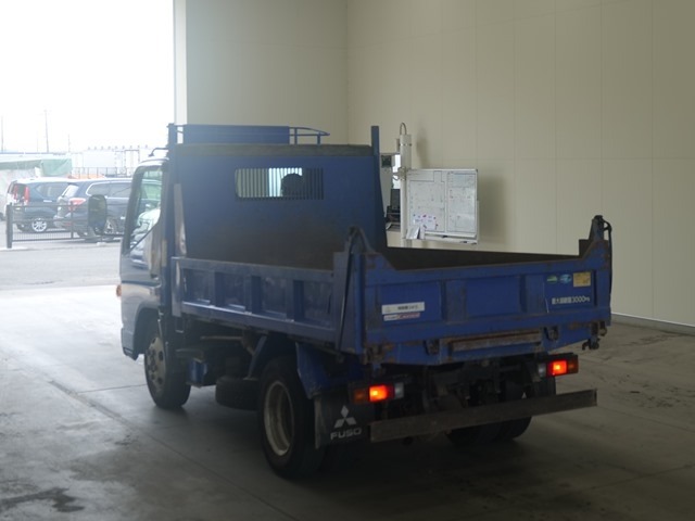 Mitsubishi CANTER 2011 8211358-1