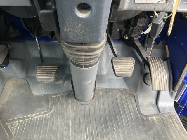 Mitsubishi CANTER 2011 8211358-4