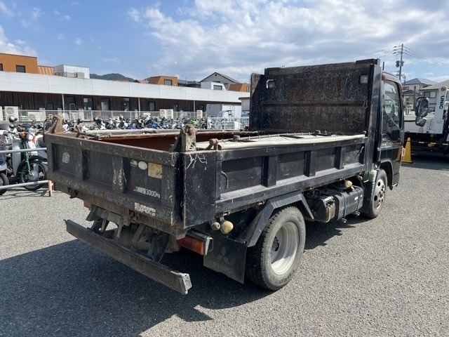 Mitsubishi CANTER 2012 8211382-11
