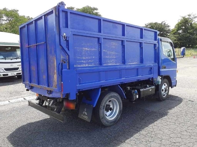 Mitsubishi CANTER 2018 8211388-1