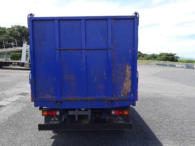 Mitsubishi CANTER 2018 8211388-9