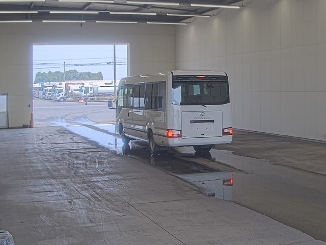 Toyota COASTER 2025 8204177-1
