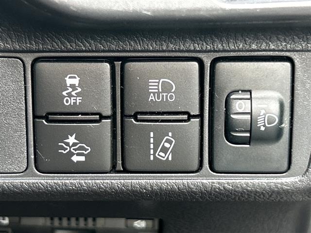 Toyota COROLLA FIELDER 2025 8198272-21