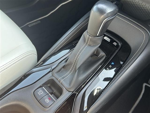 Toyota COROLLA TOURING 2019 8212427-1