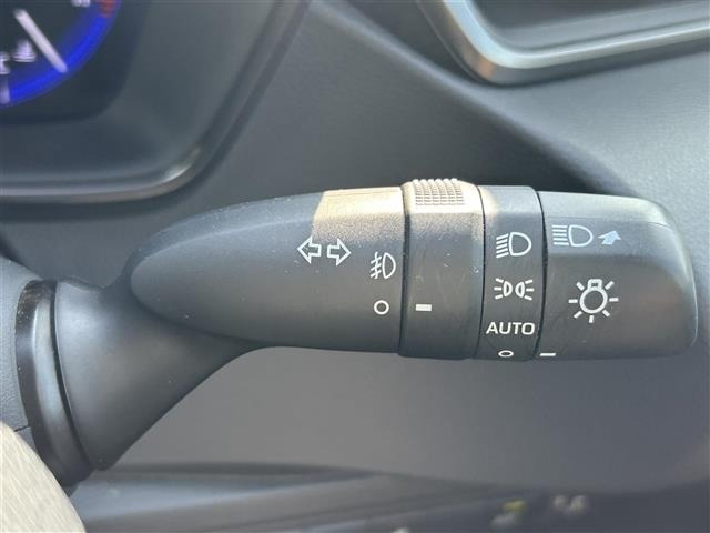 Toyota COROLLA TOURING 2019 8212427-8