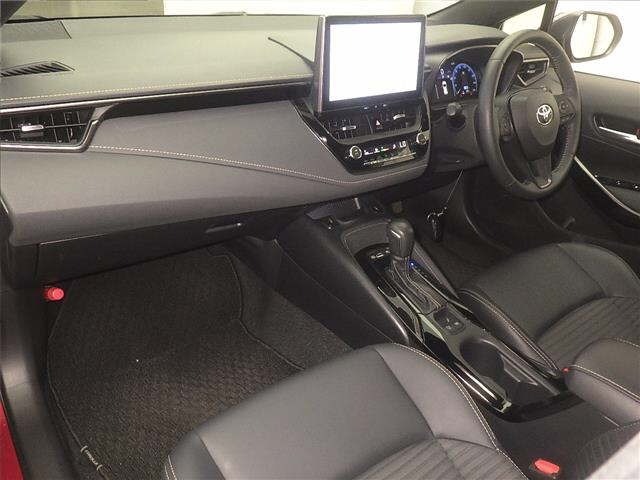 Toyota COROLLA TOURING 2023 8212430-4
