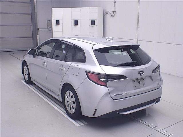 Toyota COROLLA TOURING 2021 8212433-1