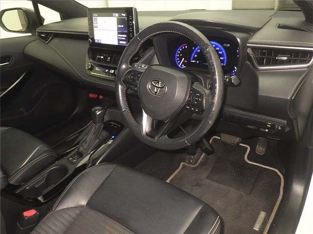 Toyota COROLLA TOURING 2020 8212434-3