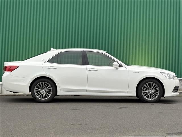 Toyota CROWN 2013 8197270-2