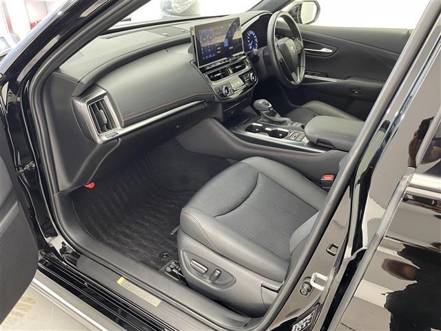 Toyota CROWN 2021 8197288-4