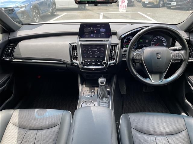 Toyota CROWN 2018 8197292-15