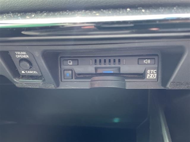 Toyota CROWN 2018 8197292-3