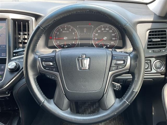 Toyota CROWN 2016 8197297-2