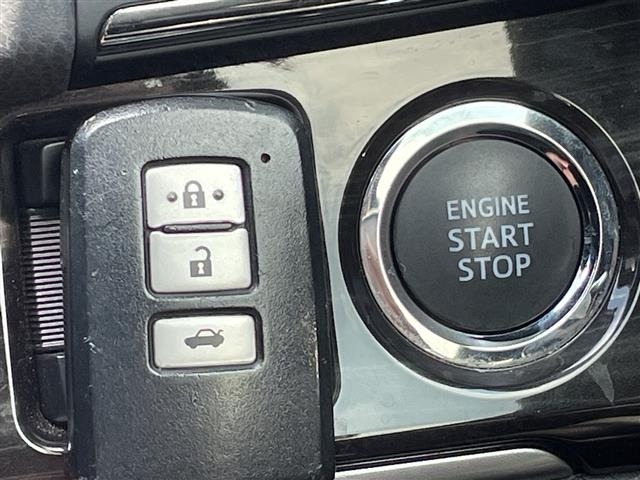Toyota CROWN 2016 8197297-5