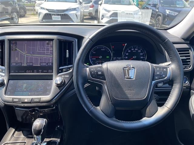 Toyota CROWN 2014 8197305-9